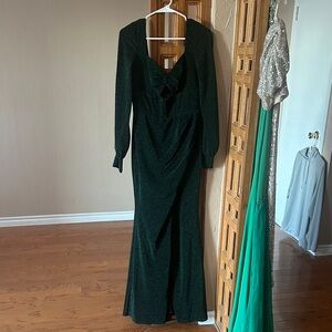 Chic Long Sleeve Black Dress